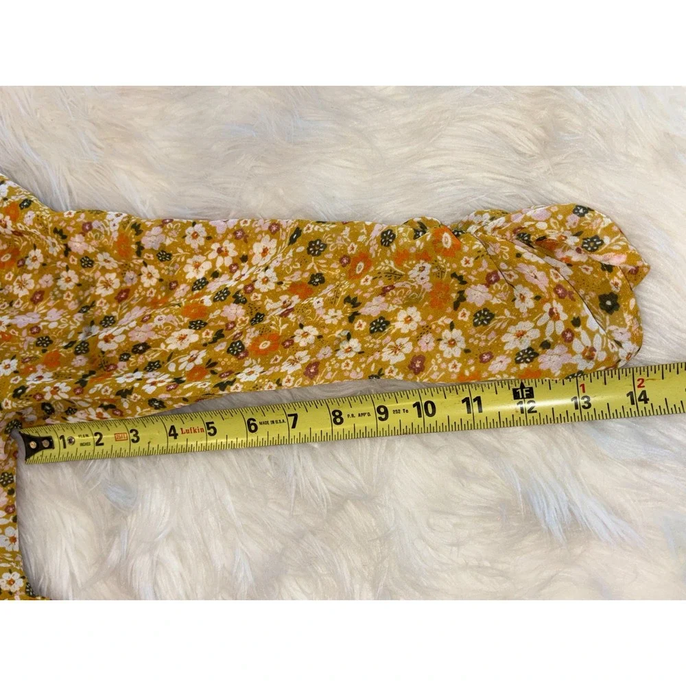 Astr The Label Blouse Top Womens Small Mustard Ditsy Floral Ruched‎ Puff Sleeve